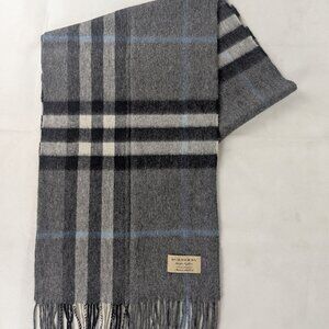 Burberry London England Classic Nova Check 100% Cashmere Gray Scarf - UK